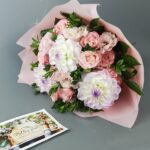Георгины и розы учительнице