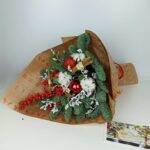 Новогодний букет с хлопком и корицей